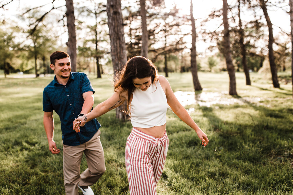 what to wear for engagement photos in summer