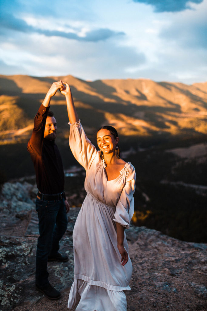 when to get engagement photos
