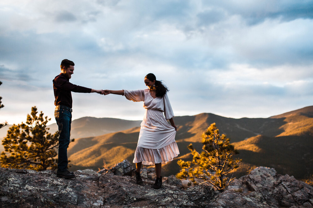 when should you take engagement picture